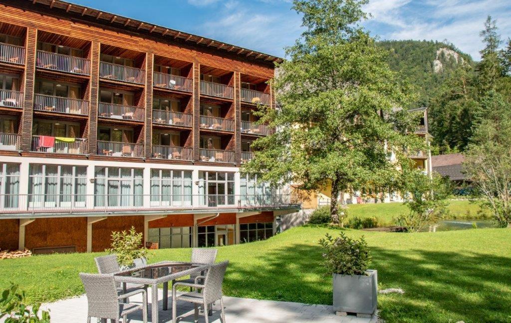 Hotel Bergkristall ヴィルダルペン エクステリア 写真