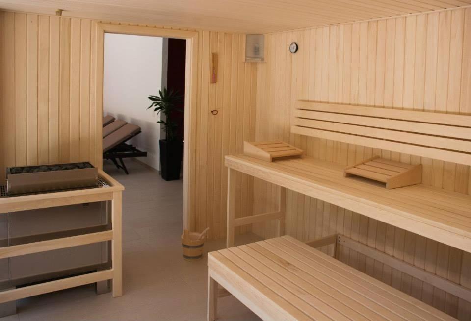 Hotel Bergkristall ヴィルダルペン エクステリア 写真