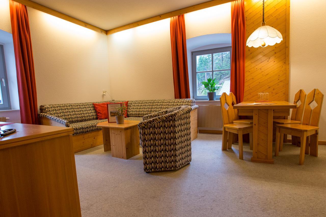 Hotel Bergkristall ヴィルダルペン エクステリア 写真